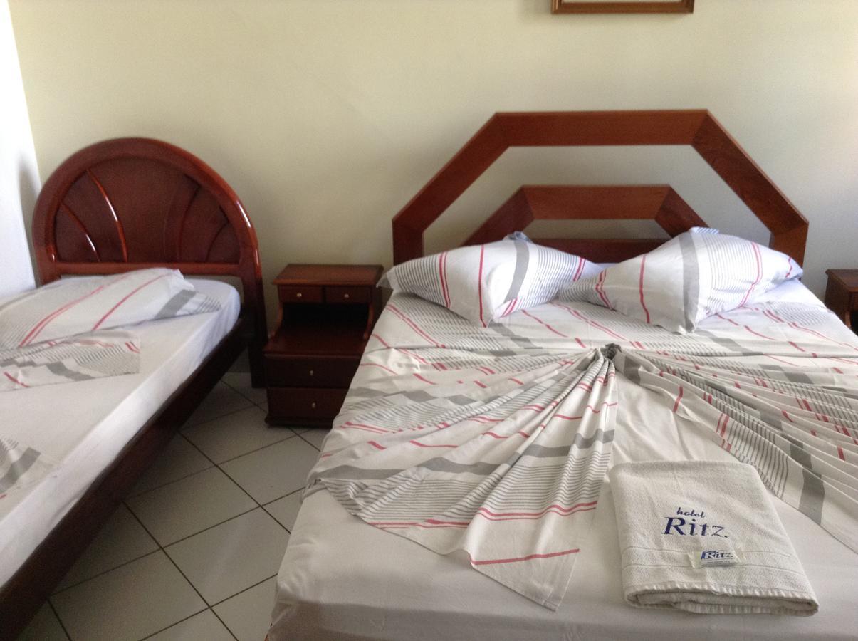 Ritz Hotel Santos  Ngoại thất bức ảnh